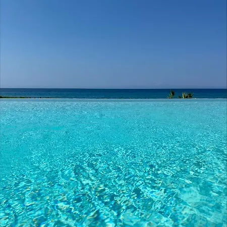 Pamina Mare Nea Skioni