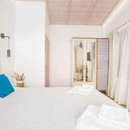 Pamina Mare * Неа-Скиони